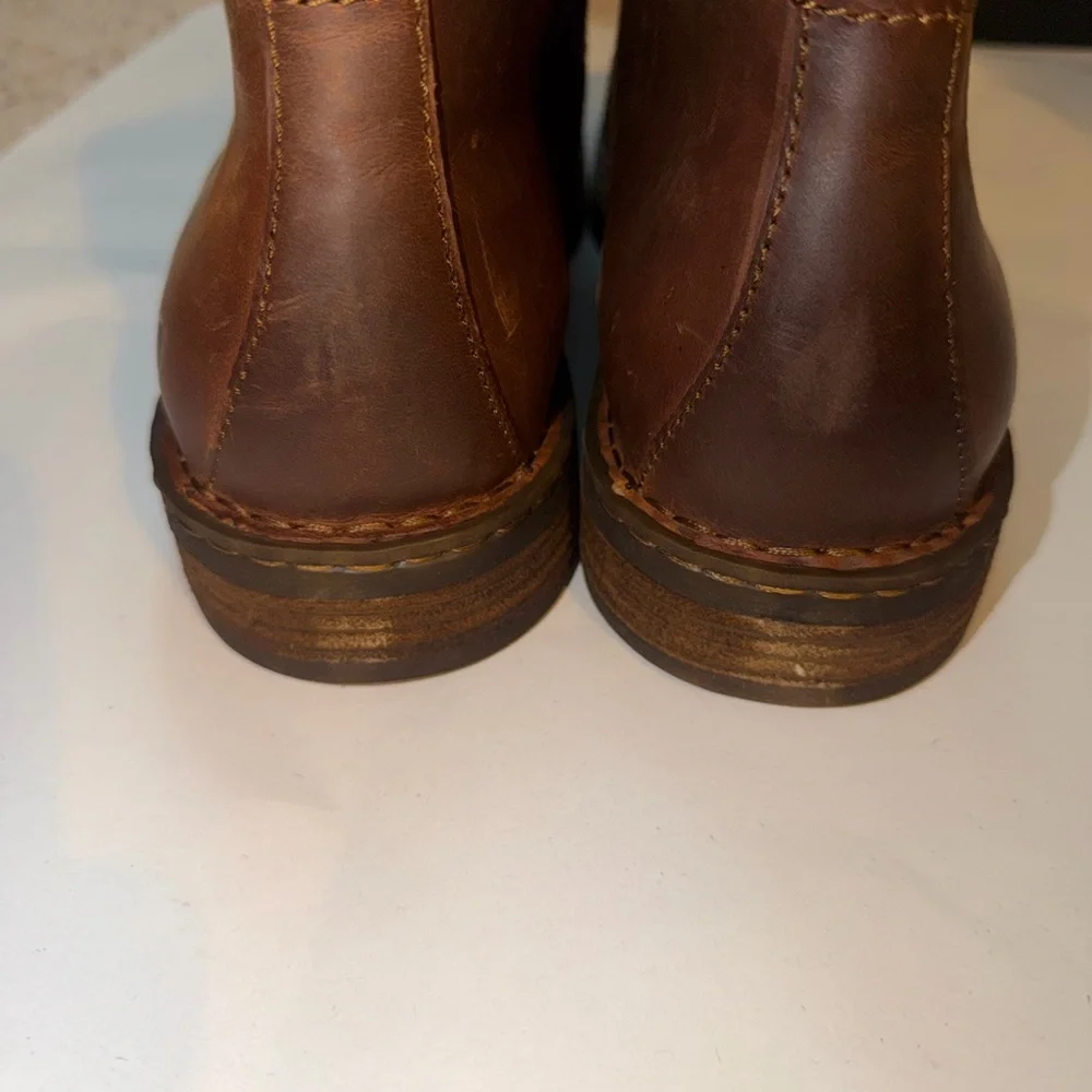 Born ~ Men's Harrison Brown Distressed Leather Chukka Boots - Lace-Up Ankle